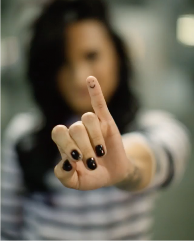 Demi Lovato finger tattoo Demi Lovato finger tattoo